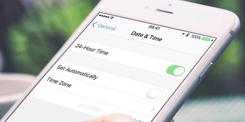 مشکلات عدم تغییر خودکار ساعت گوشیها به کجا رسید؟